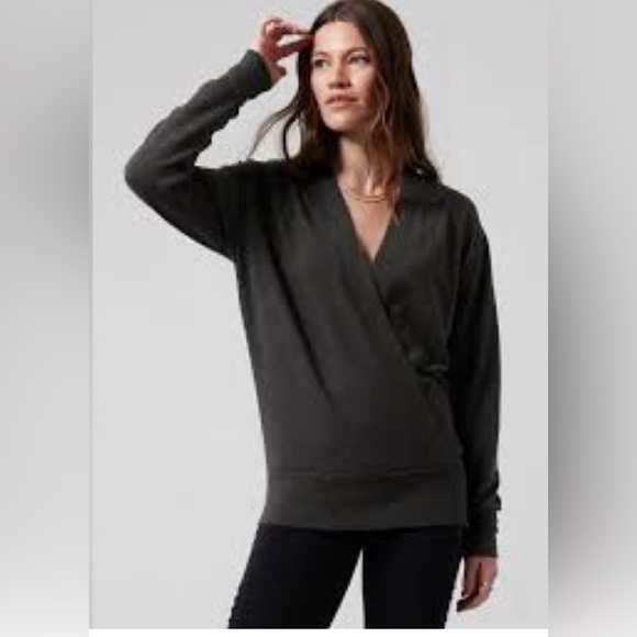 NWOT Athleta Purana V Neck Wrap Sweatshirt Black Heather - Small - Picture 1 of 5